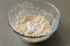 Песочный пирог с грибами и картофелем