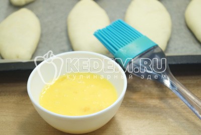 Пирожки с капустой в духовке Пирожки с капустой в духовке