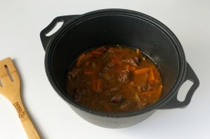 Плов с бараниной и черносливом