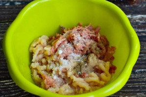 Рыбно-мясные котлеты