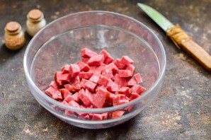 Салат с ананасами и колбасой Салат с ананасами и колбасой