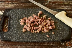 Салат с языком и сухариками Салат с языком и сухариками