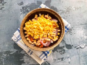 Салат "Застольный" с курицей Салат "Застольный" с курицей