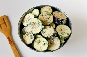 Шашлык из кабачков и баклажанов