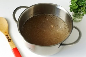 Щи с косервированным зеленым горошком