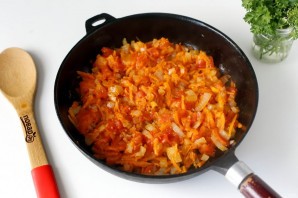 Щи с косервированным зеленым горошком