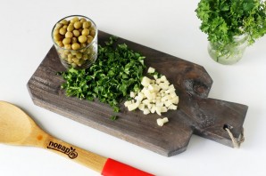 Щи с косервированным зеленым горошком