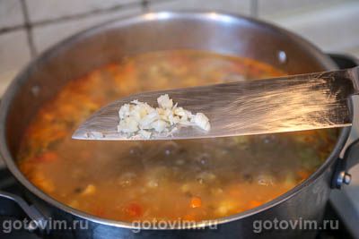 Суп из свиных ребрышек с машем и цветной капустой