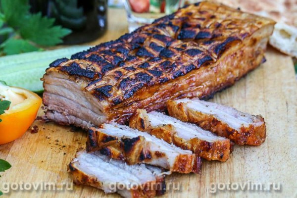 Свиная грудинка на решетке (на мангале)