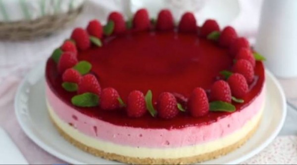 Что приготовить на десерт на Новый Год 2021 — 13 простых, вкусных рецептов к новогоднему столу Что приготовить на десерт на Новый Год 2021 — 13 простых, вкусных рецептов к новогоднему столу