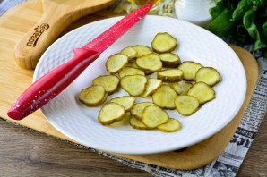 Баварский салат с охотничьими колбасками Баварский салат с охотничьими колбасками