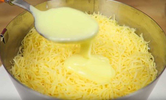 Бесподобно вкусные салаты на Новый год, первыми сметаются со стола Бесподобно вкусные салаты на Новый год, первыми сметаются со стола