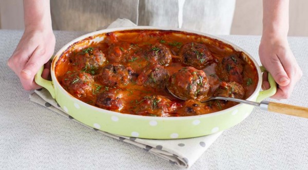 Биточки мясные с подливкой, пошаговый рецепт с фото Биточки мясные с подливкой, пошаговый рецепт с фото