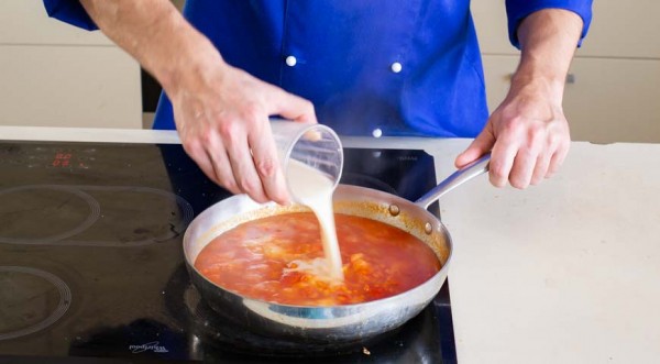 Биточки мясные с подливкой, пошаговый рецепт с фото Биточки мясные с подливкой, пошаговый рецепт с фото