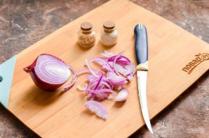 Брускетты с мидиями