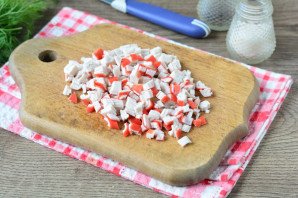 Бутерброды с крабовыми палочками и плавленым сыром