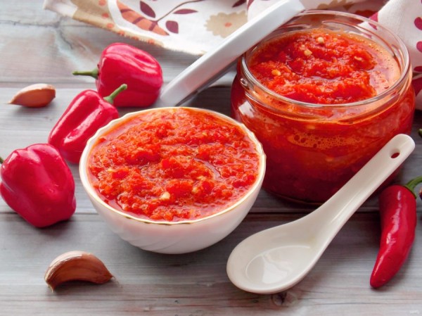 Для любителей остренького! Что приготовить с перцем чили        