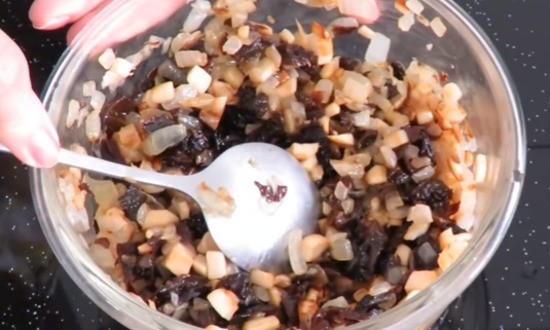 Горячие блюда на Новый 2021 год — что можно приготовить нового и интересного на новогодний стол Горячие блюда на Новый 2021 год — что можно приготовить нового и интересного на новогодний стол