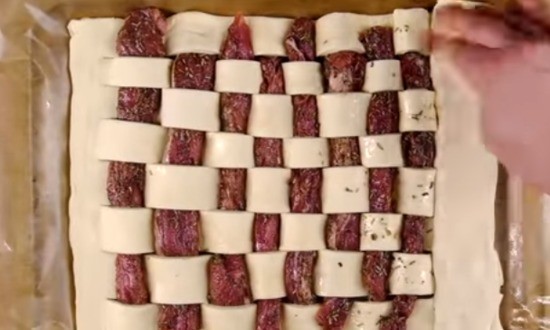 Горячие блюда на Новый 2021 год — что можно приготовить нового и интересного на новогодний стол Горячие блюда на Новый 2021 год — что можно приготовить нового и интересного на новогодний стол