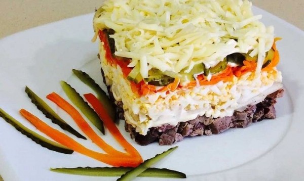 Как приготовить салат на Новый год 2021, который вкуснее Шубы и Оливье?