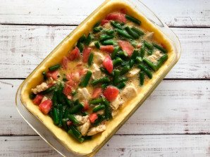 Киш с курицей и стручковой фасолью