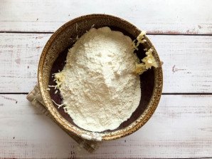 Киш с курицей и стручковой фасолью