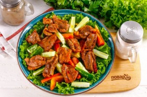 Китайский салат с курицей терияки