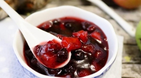 Клюквенное варенье с айвой и имбирем, пошаговый рецепт с фото