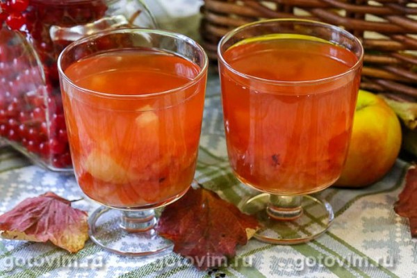 Компот из калины и яблок