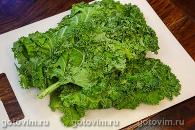 Конкильони с капустой кейл и грецкими орехами