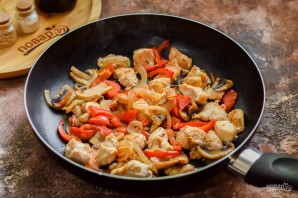 Курица с грибами по-китайски