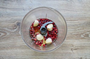 Куриные ножки в брусничном маринаде