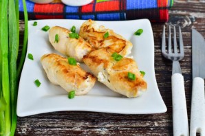 Куриные рулетики с творожным сыром Куриные рулетики с творожным сыром