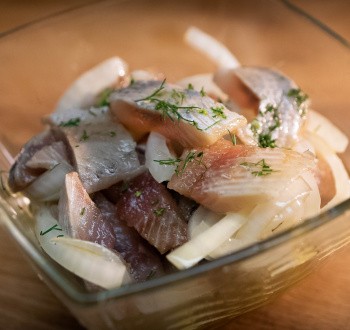 малосольная селедка быстро и вкусно малосольная селедка быстро и вкусно