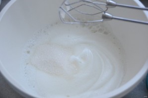 Меренговый рулет с маскарпоне