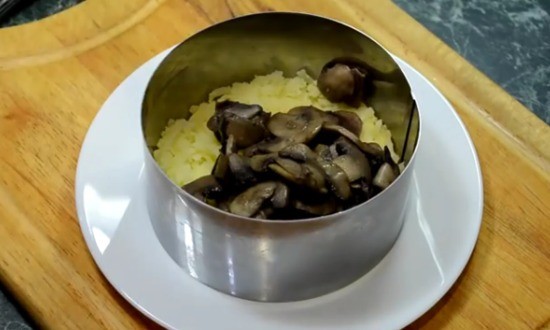 Новогодние салаты 2021 — 21 рецепт самых вкусных и красивых салатов на Новый Год Новогодние салаты 2021 — 21 рецепт самых вкусных и красивых салатов на Новый Год