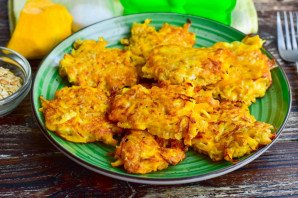 Оладьи из тыквы и овсяных хлопьев