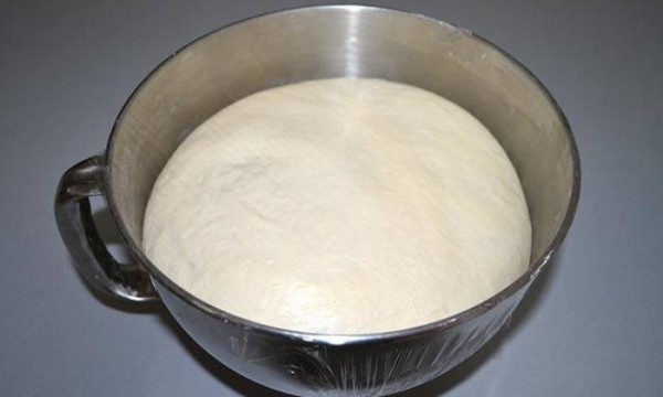 Пицца — 7 рецептов в домашних условиях в духовке с дрожжевым тестом