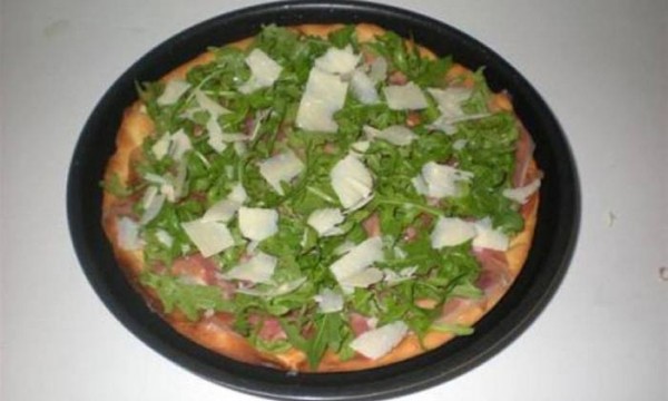 Пицца — 7 рецептов в домашних условиях в духовке с дрожжевым тестом