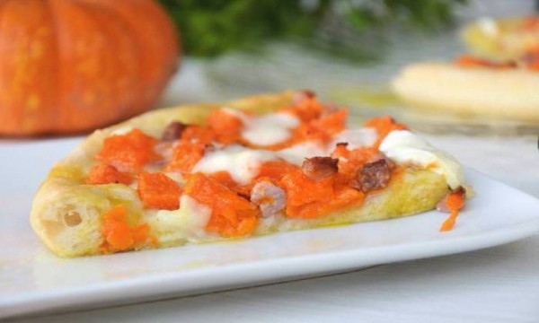 Пицца — 7 рецептов в домашних условиях в духовке с дрожжевым тестом