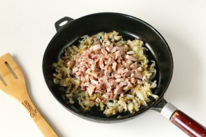 Пирог с копченой курицей