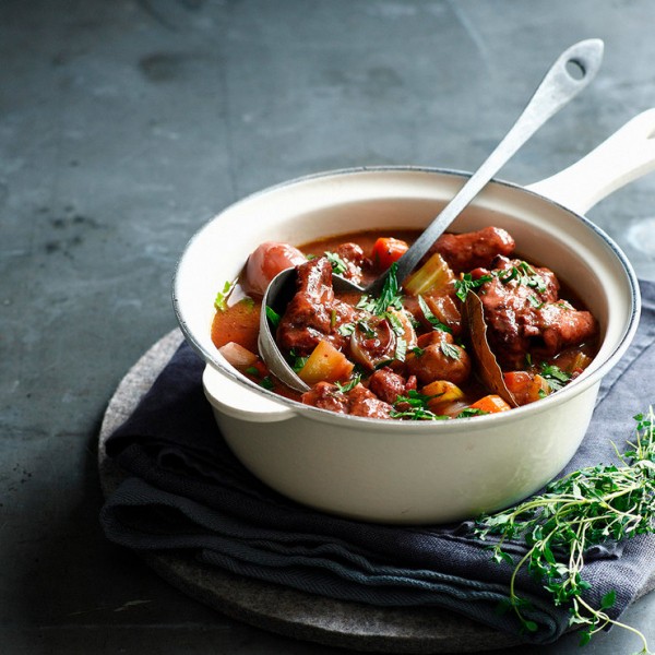 Рецепт говядины, тушеной в бургундском вине Рецепт говядины, тушеной в бургундском вине