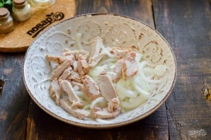 Салат "Гвардейский" Салат "Гвардейский"