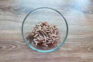 Салат из редьки с языком