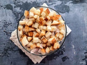 Салат с курицей и морской капустой Салат с курицей и морской капустой