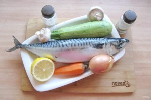 Скумбрия с овощами в пароварке