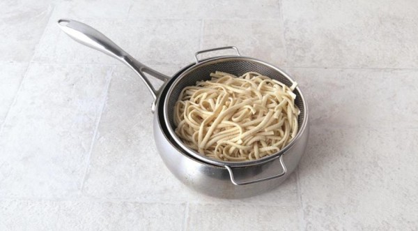 Сладкая запеканка из лапши с творогом, пошаговый рецепт с фото Сладкая запеканка из лапши с творогом, пошаговый рецепт с фото