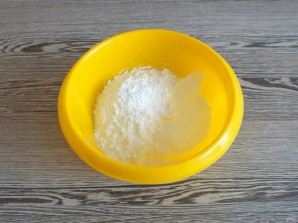 Сметанный крем с черносливом