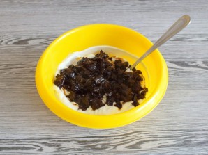 Сметанный крем с черносливом