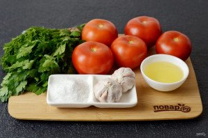 Соленые фаршированные помидоры